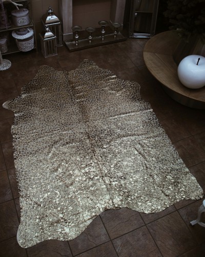 Шкура на підлогу ZELENA південноамериканська металік золото 170х240