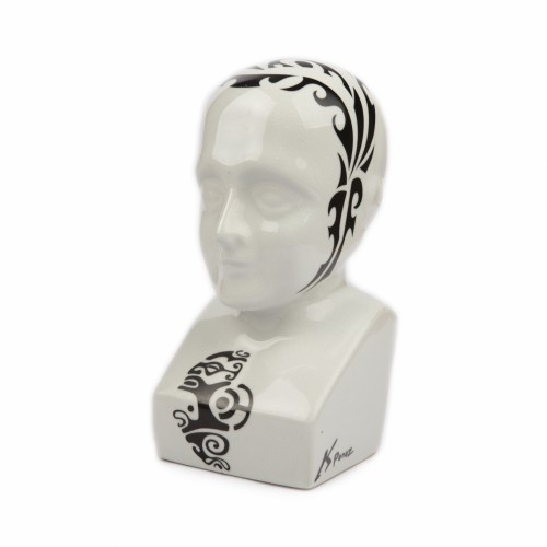 Фарфоровая статуэтка ZELENA Голова бело-черная В39