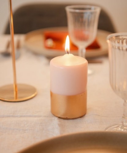 Свеча Myjoliecandle Цилиндр бежево-золотая 6х10