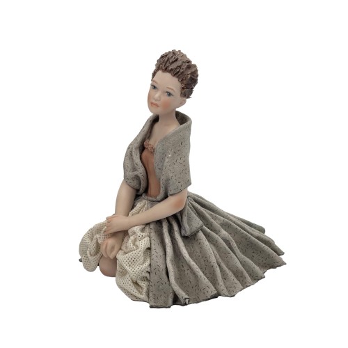 Фарфоровая статуэтка Sibania Линн В18