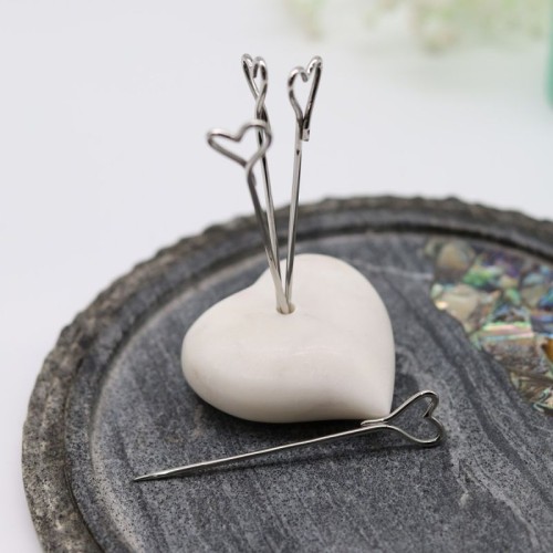 Шпажки металлические Culinary Concepts на подставке из мрамора в виде сердца х4