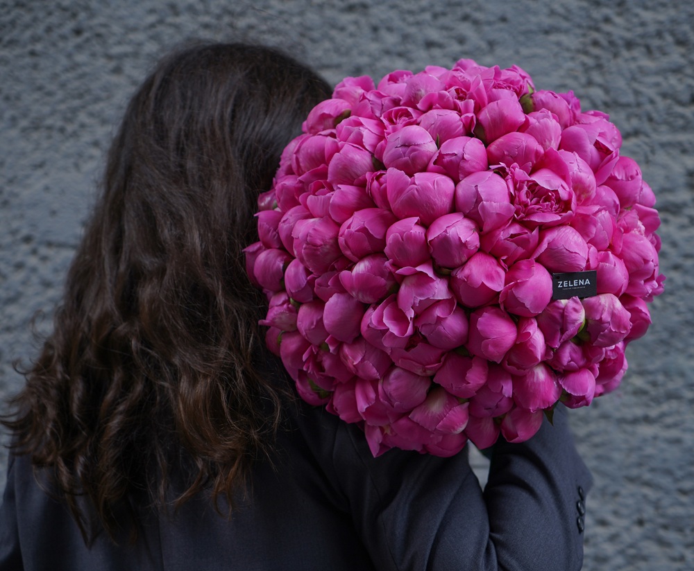 Порадуйте маму букетом ZELENA flowers